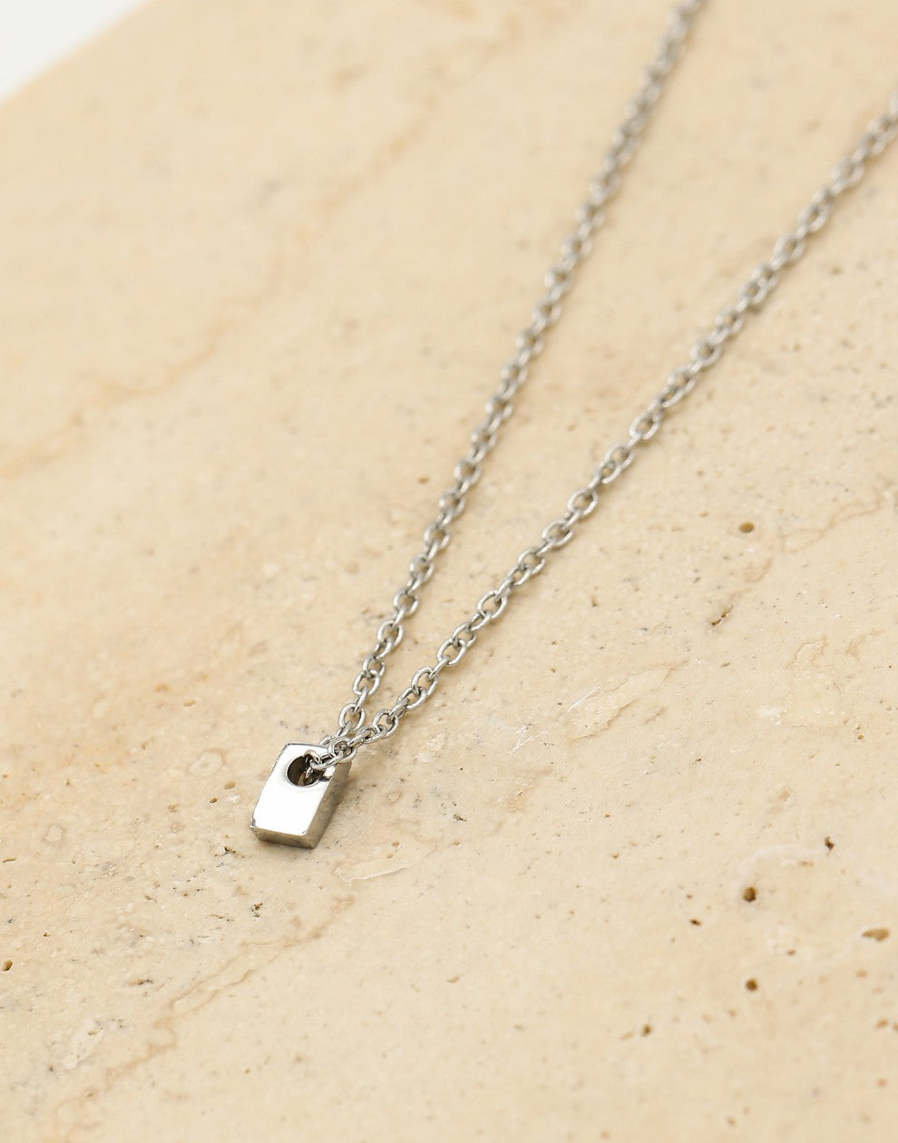 Initialen ketting letter I zilverkleurig