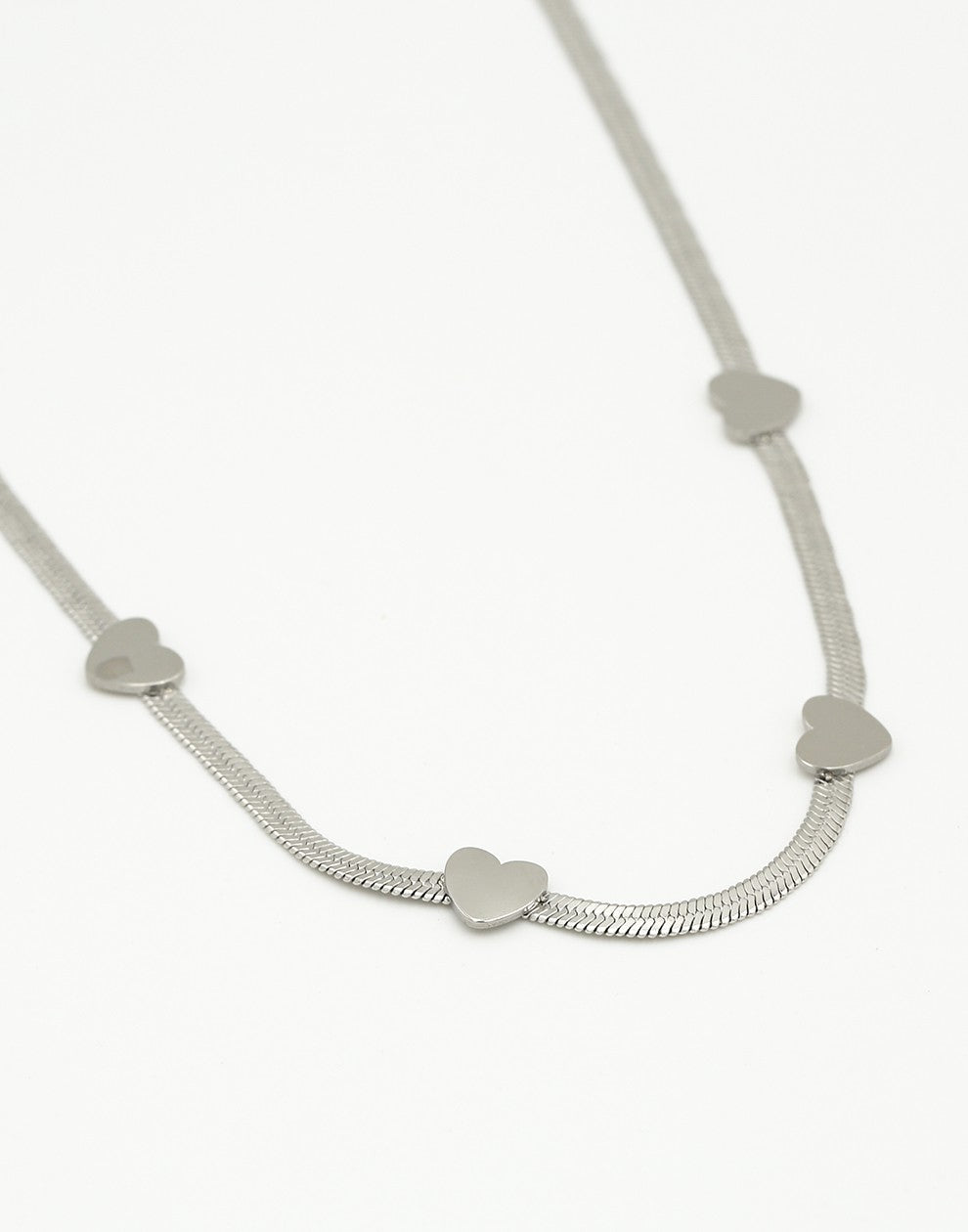 Ketting snake met hartjes zilverkleurig
