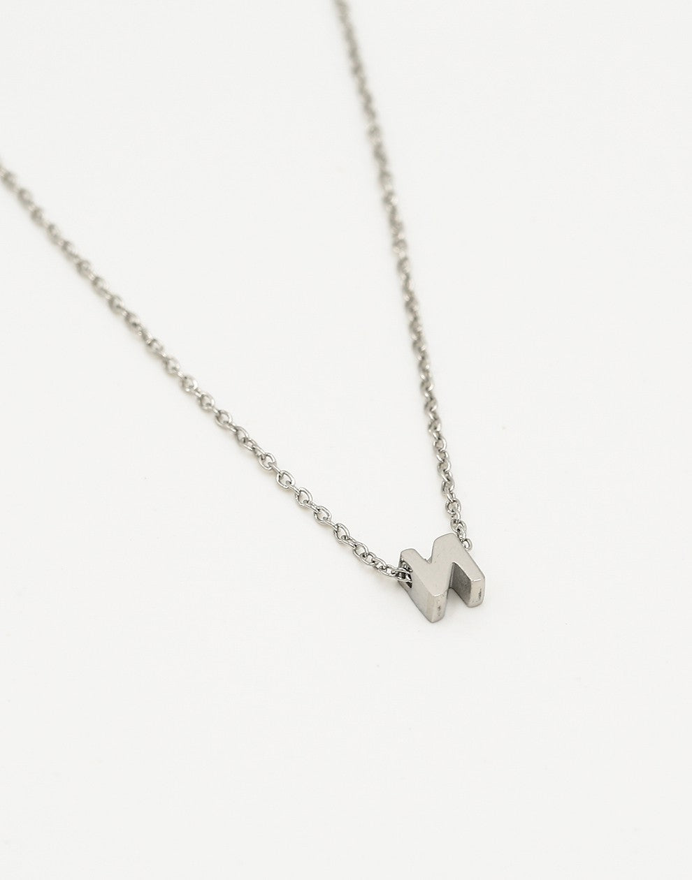 Initialen ketting letter N zilverkleurig