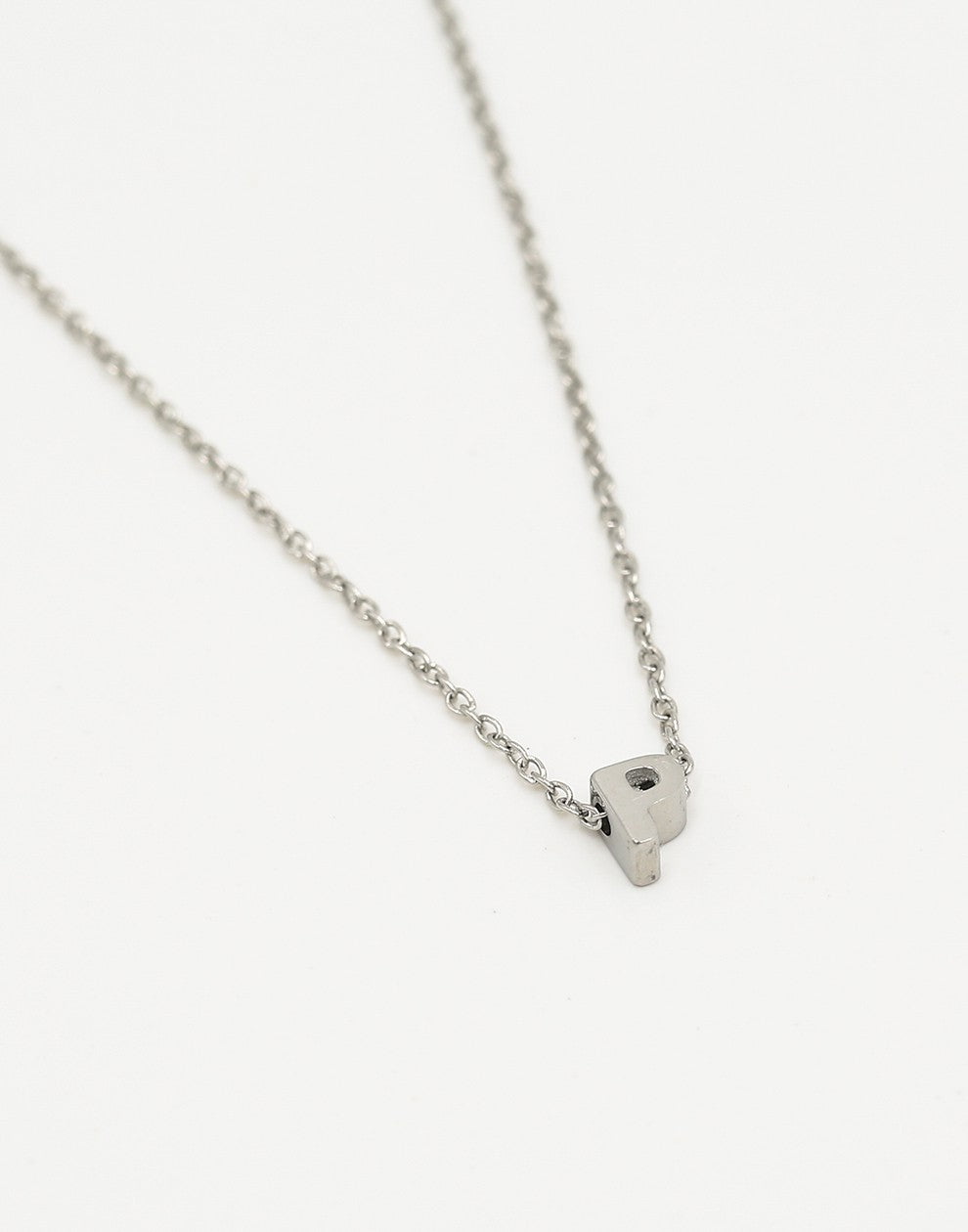 Initialen ketting letter P zilverkleurig