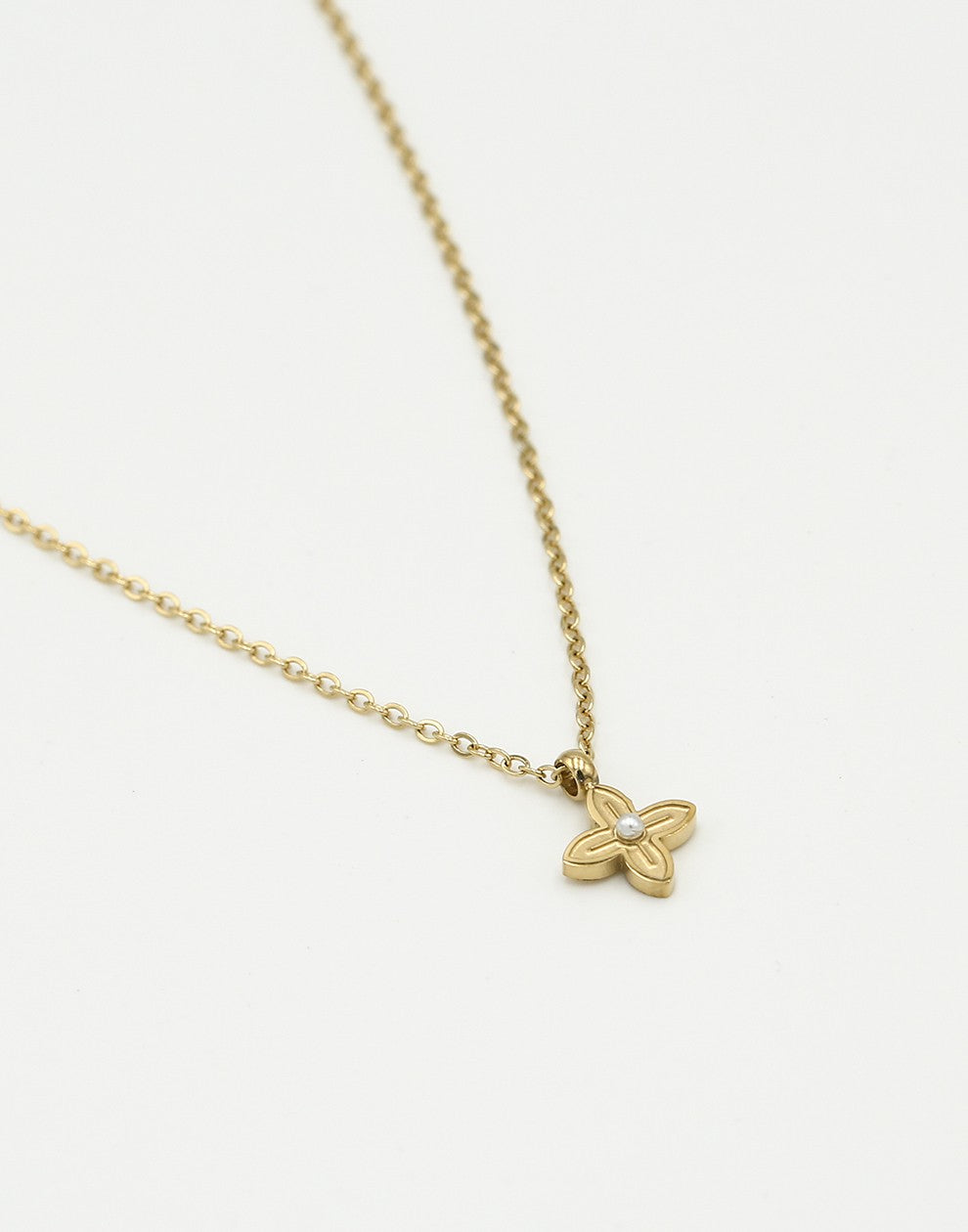 Ketting klaver met parel goudkleurig