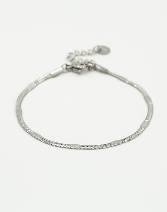 Armband plat zilverkleurig