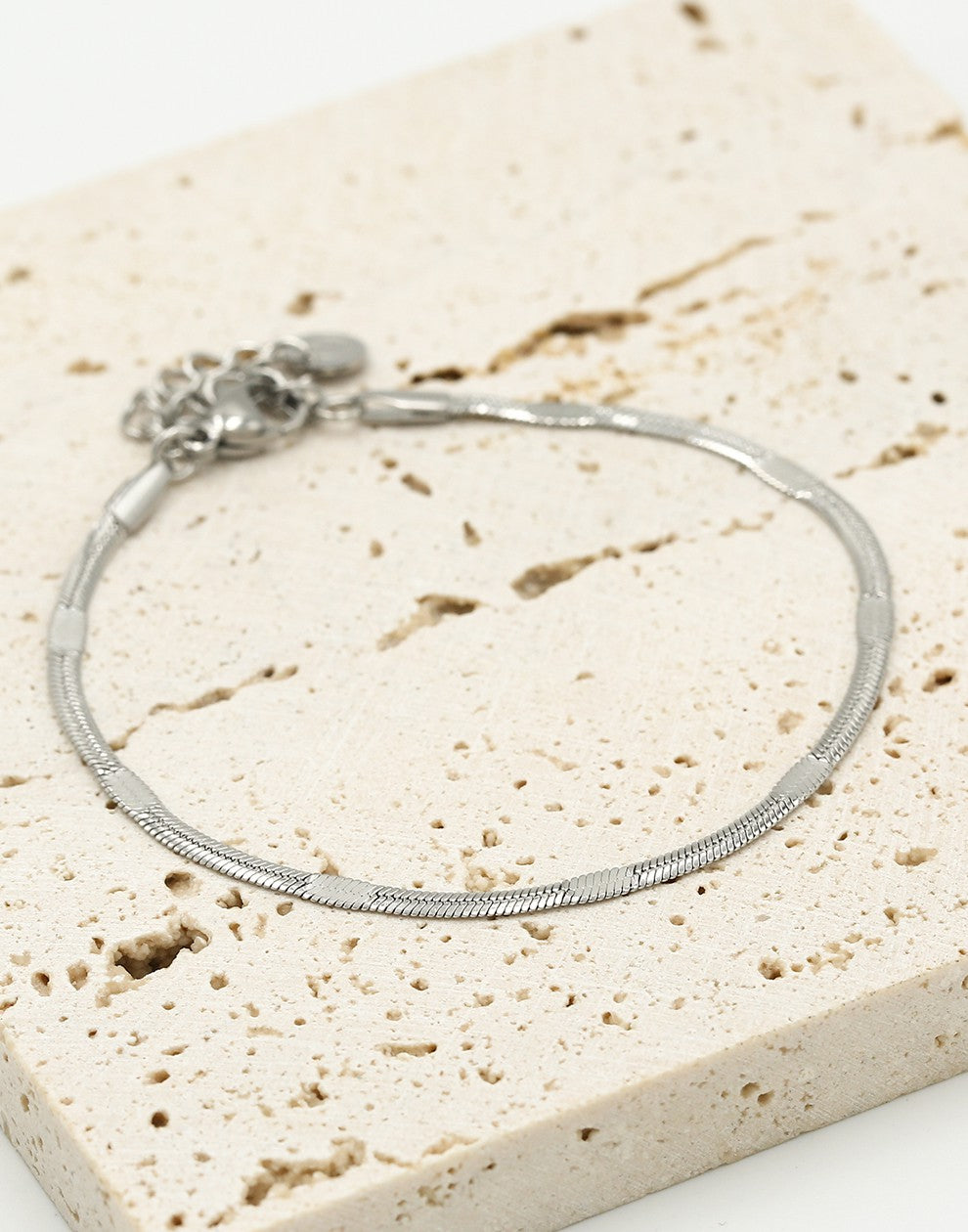 Armband plat zilverkleurig