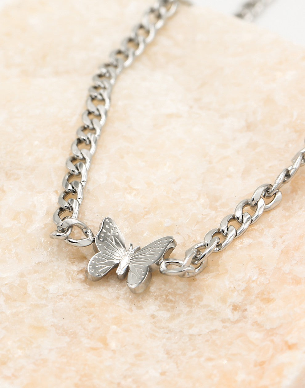 Schakelketting met vlinder zilverkleurig