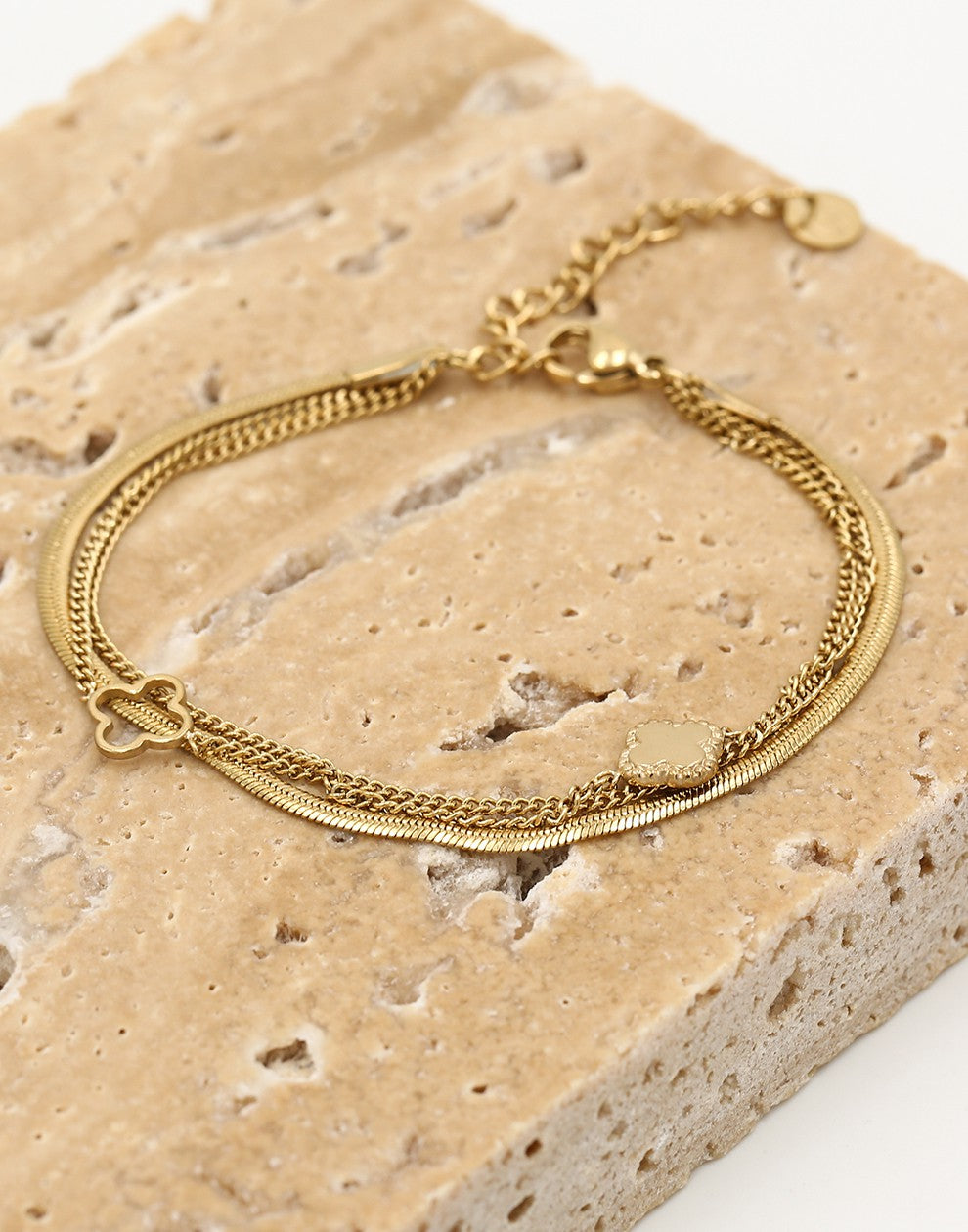 Armband dubbel klaver goudkleurig