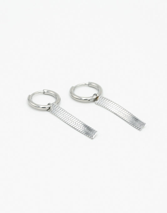 Oorringen met platte ketting zilverkleurig