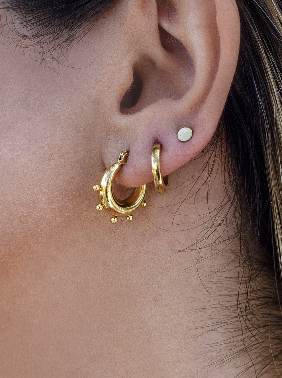 Studs plat rondje in goudkleurig