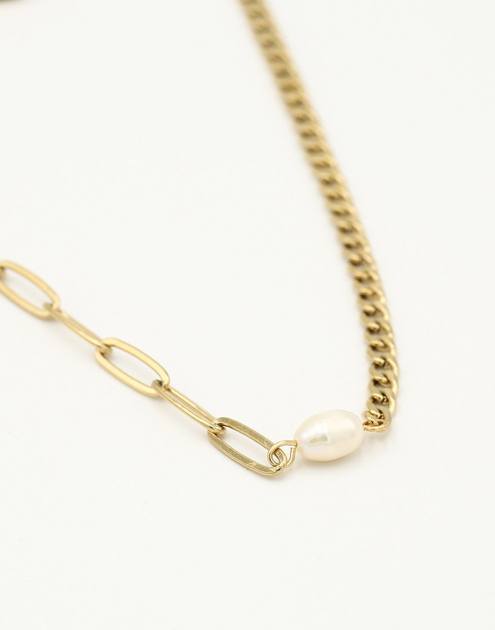 Schakelketting parel goudkleurig