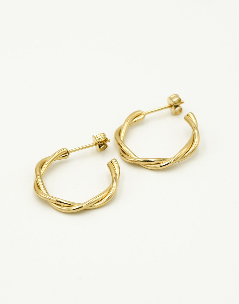 Oorbellen goudkleurig gedraaid 12mm