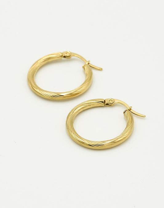 Oorringen hoops motief goudkleurig 20mm