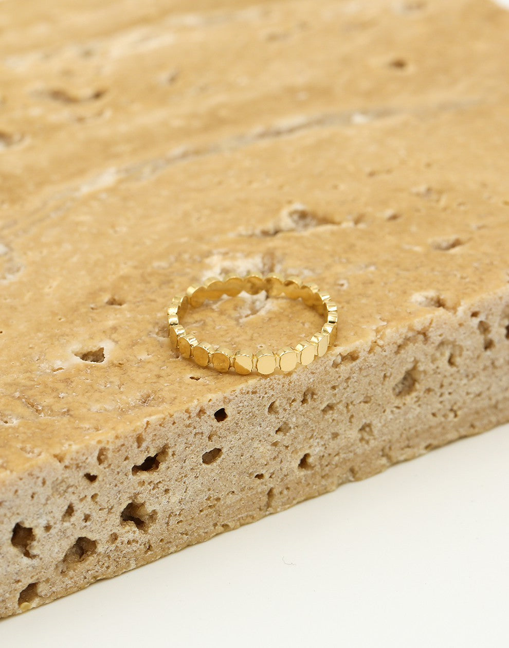 Ring rondjes goudkleurig