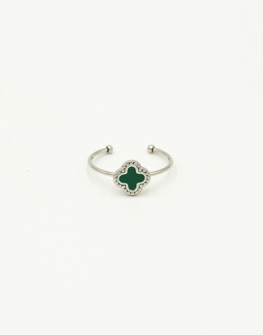 Ring klaver groen zilverkleurig