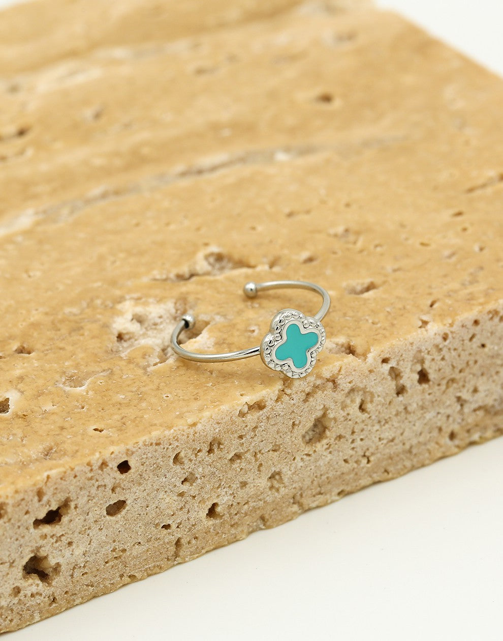 Ring klaver turquoise zilverkleurig