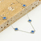 Ketting klavers blauw zilverkleurig