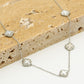 Ketting klavers wit zilverkleurig
