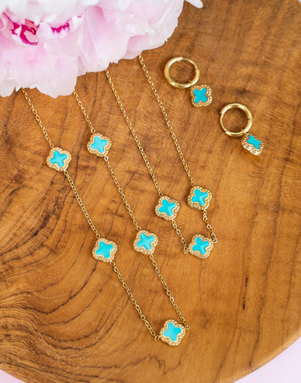 Armband klavers turquoise goudkleurig