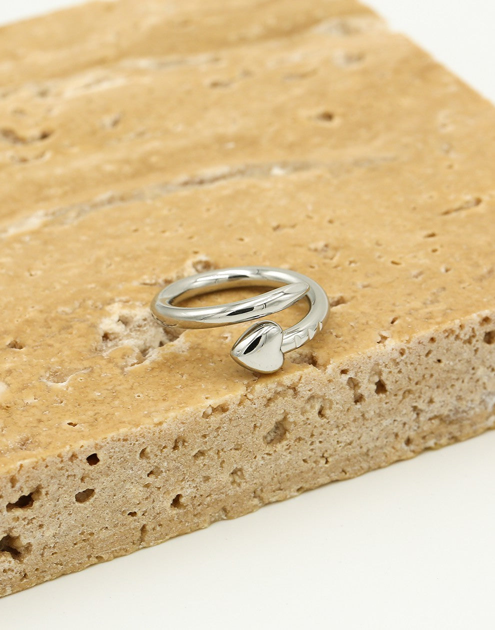Ring hart spijker zilverkleurig