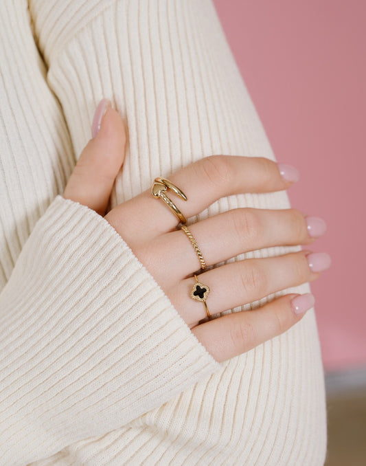 Ring ribbeltjes goudkleurig