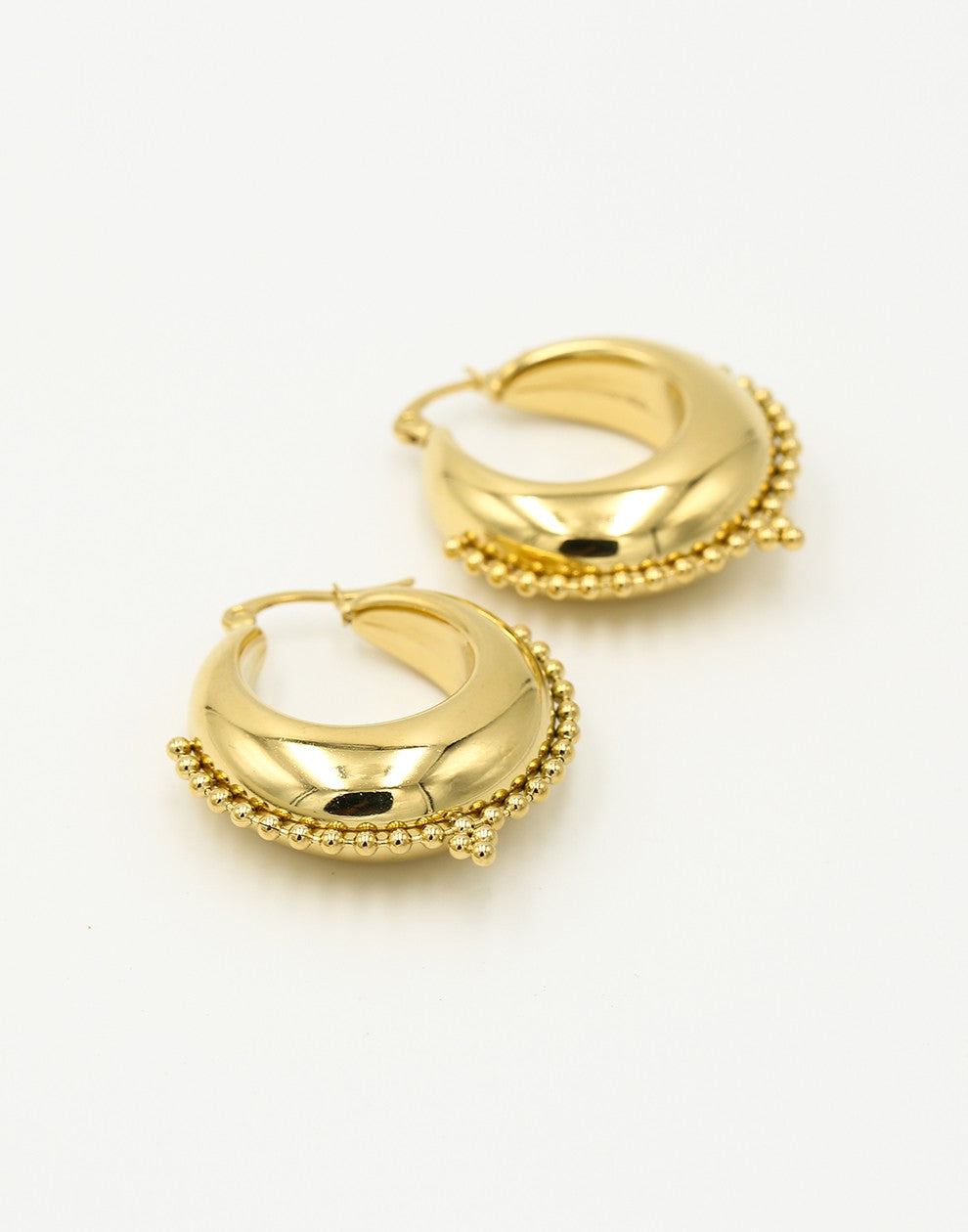 Bali hoops bolletjes goudkleurig