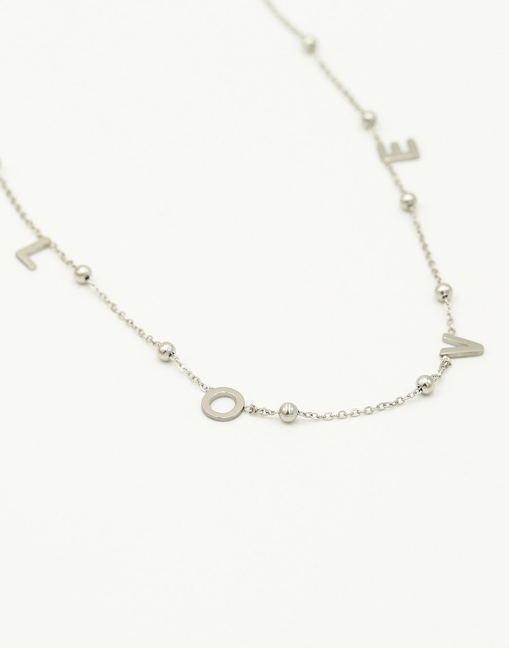 Ketting love bolletjes zilverkleurig