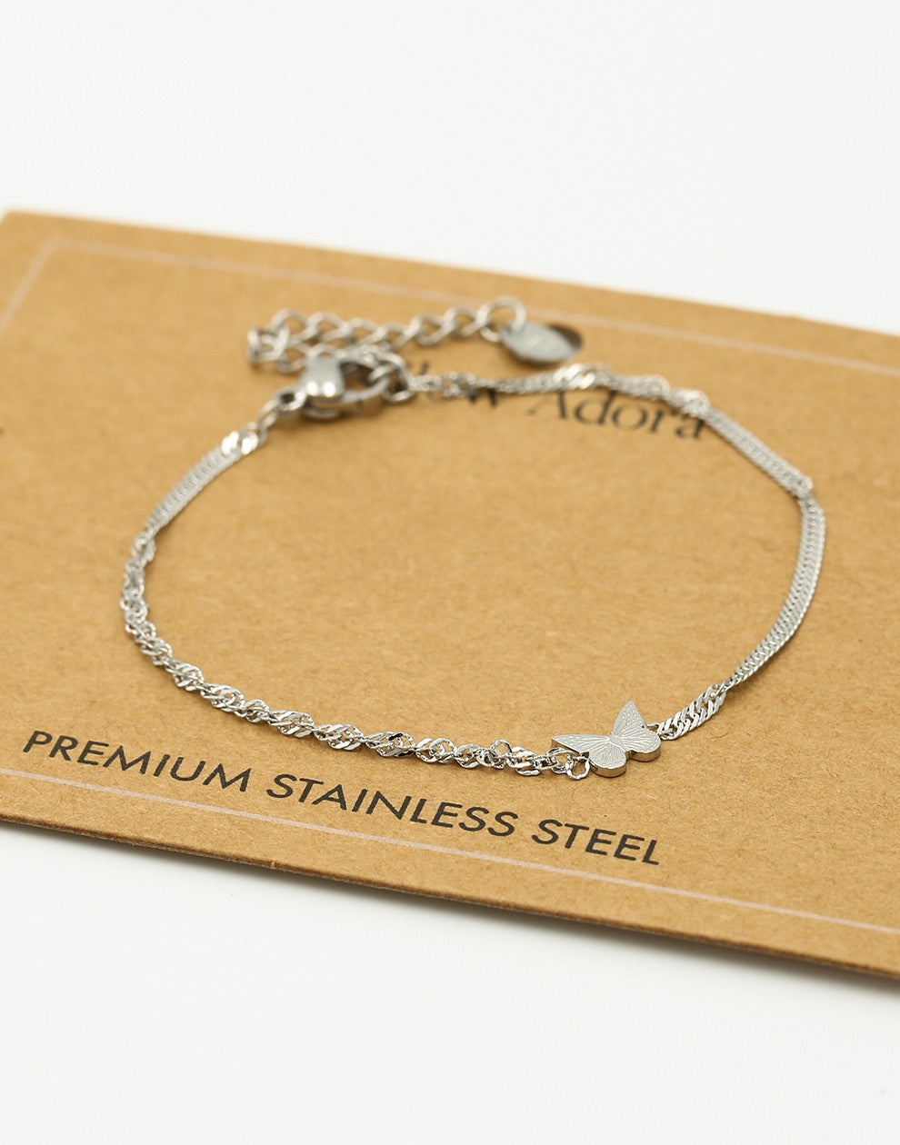 Armband vlinder zilverkleurig