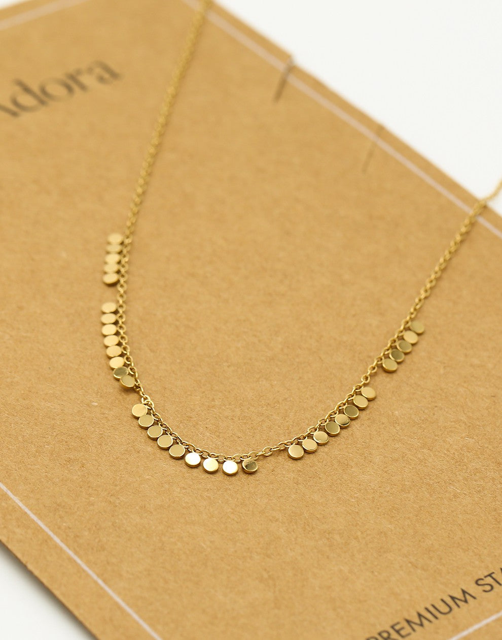 Ketting kleine muntjes goudkleurig