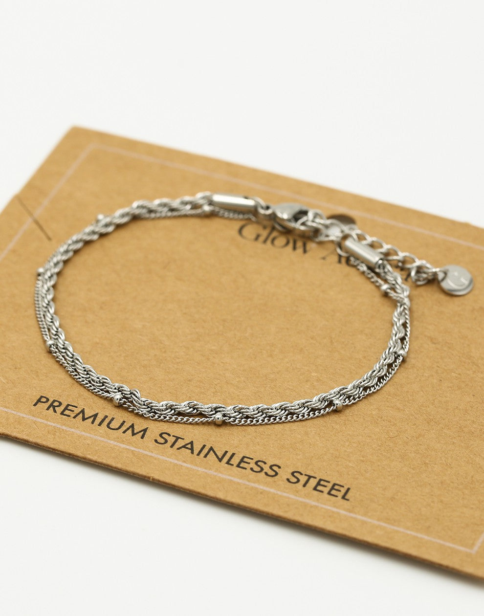 Armband dubbel gedraaid bolletjes zilverkleurig
