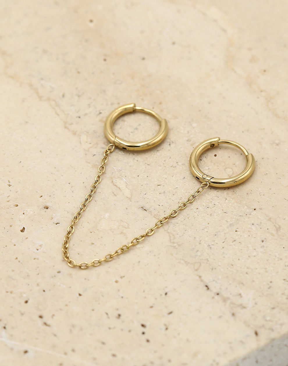 goudkleurigen oorringen dubbel met chain