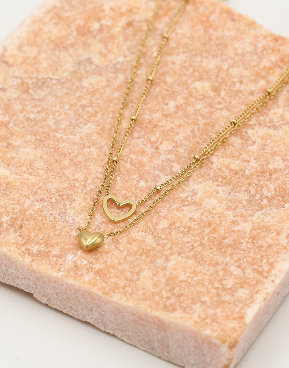 Dubbele ketting met hartjes goudkleurig