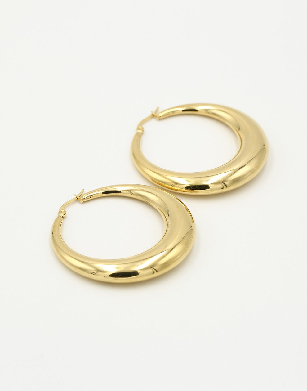 oorringen statement hoops goudkleurig