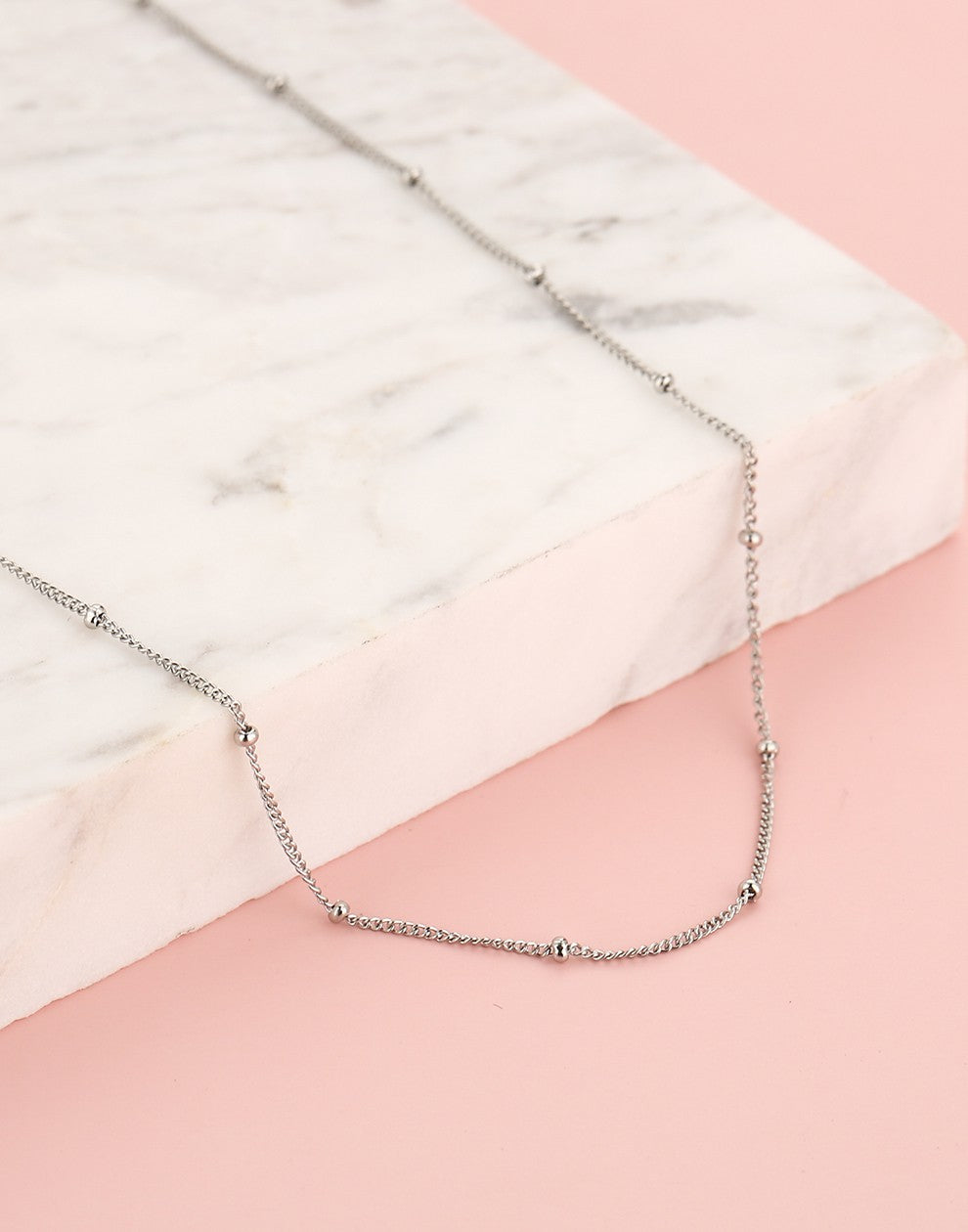 Ketting zilverkleurig bolletjes 50cm