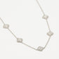 Ketting klavers met steentjes zilverkleurig