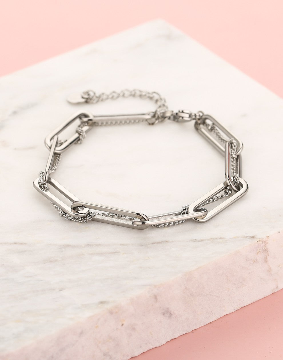 Schakelarmband gevlochten zilverkleurig