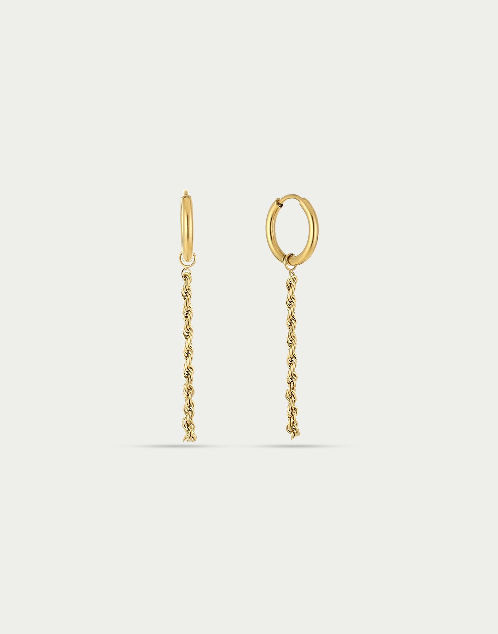 Oorringen gedraaide chain hanger goudkleurig