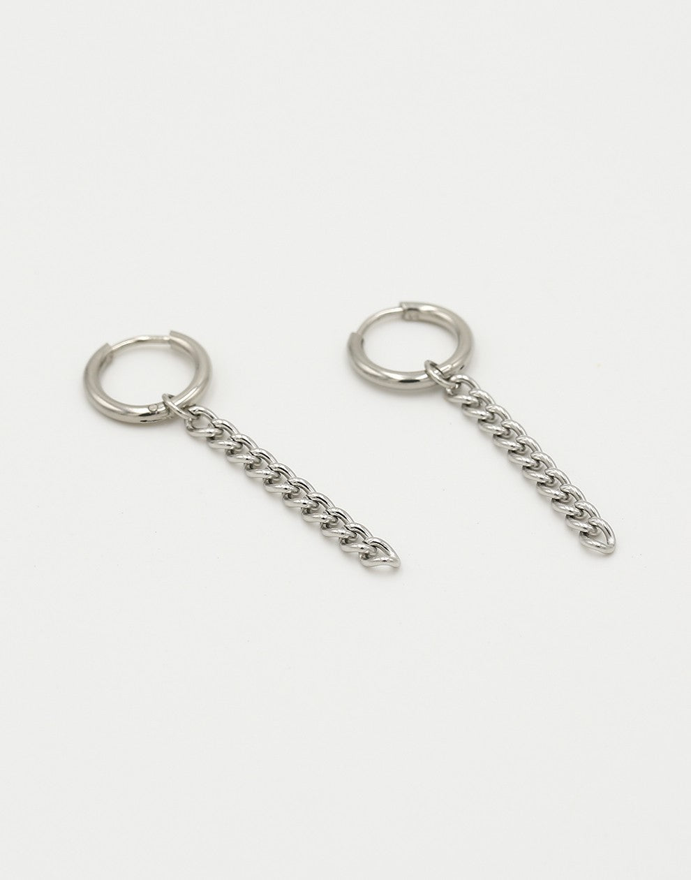 Oorringen chain hanger zilverkleurig