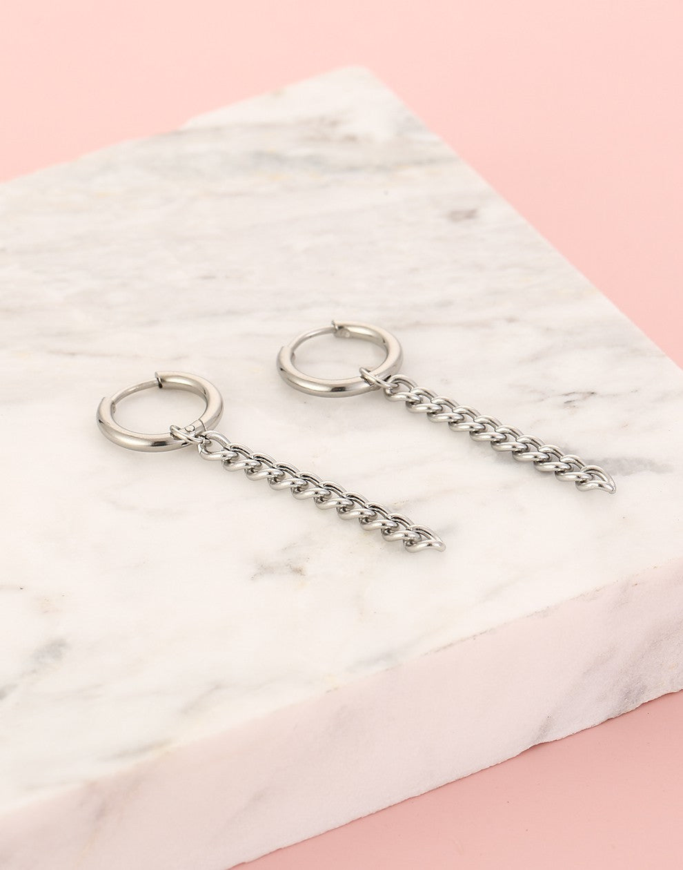 Oorringen chain hanger zilverkleurig