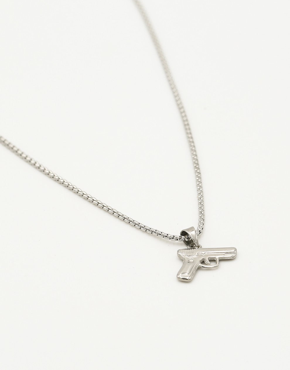 pistool ketting zilverkleurig