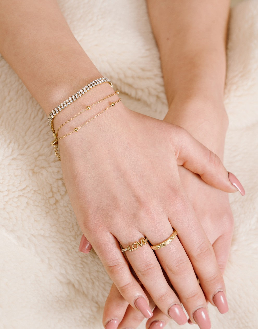 Zirkonia ring love goudkleurig