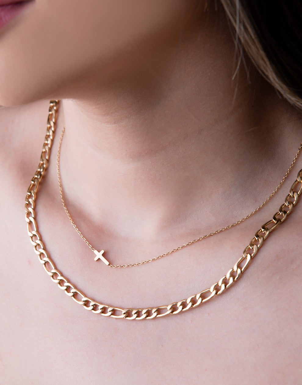 Ketting kruisje goudkleurig