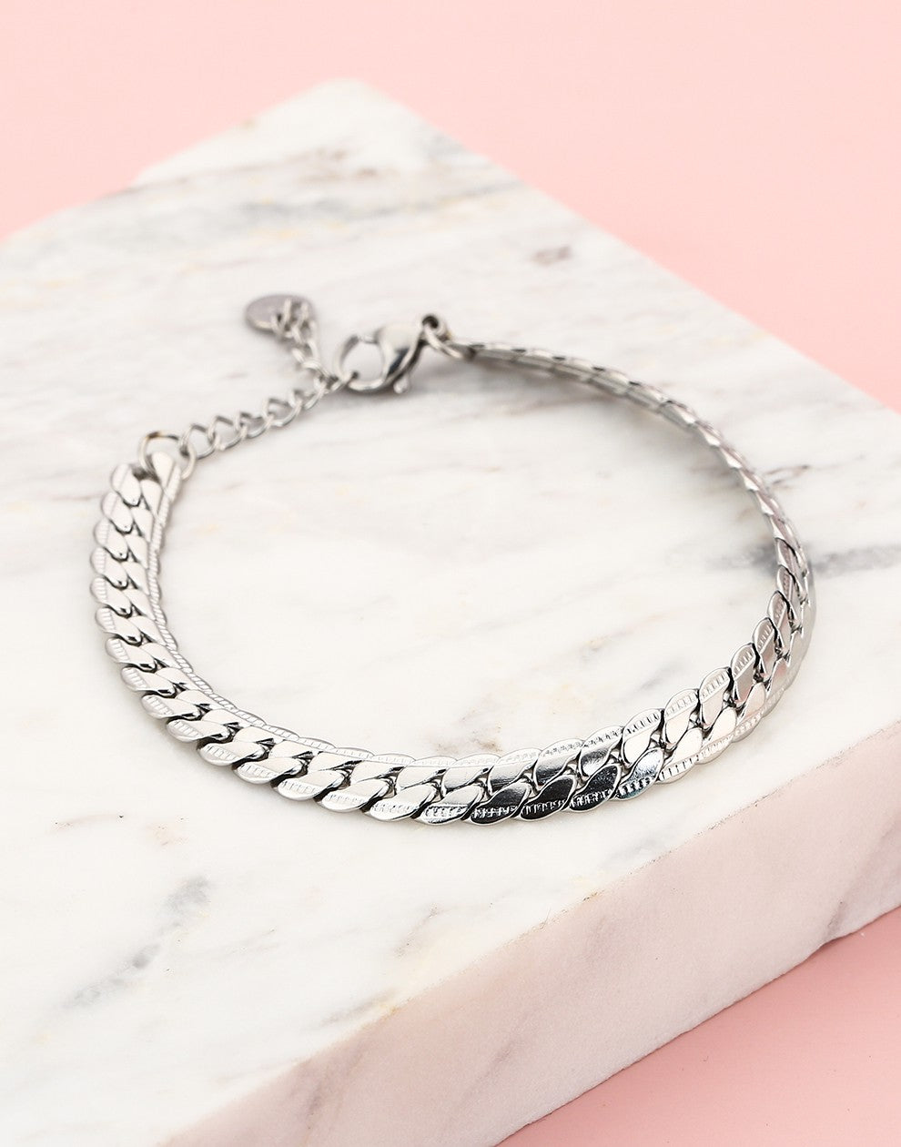Platte schakelarmband zilverkleurig