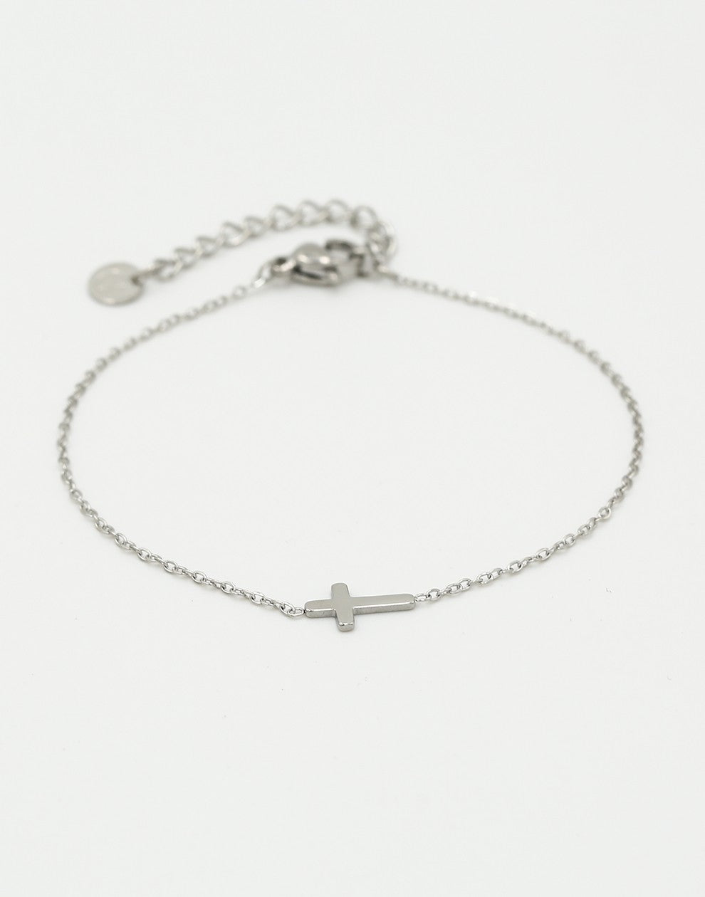 Armband kruisje zilverkleurig