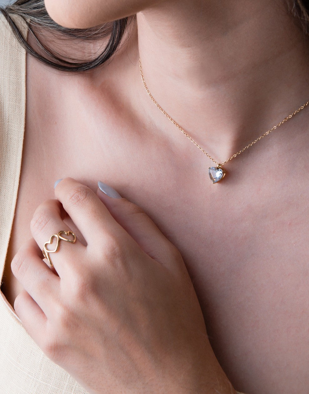 Ketting steen hartje goudkleurig