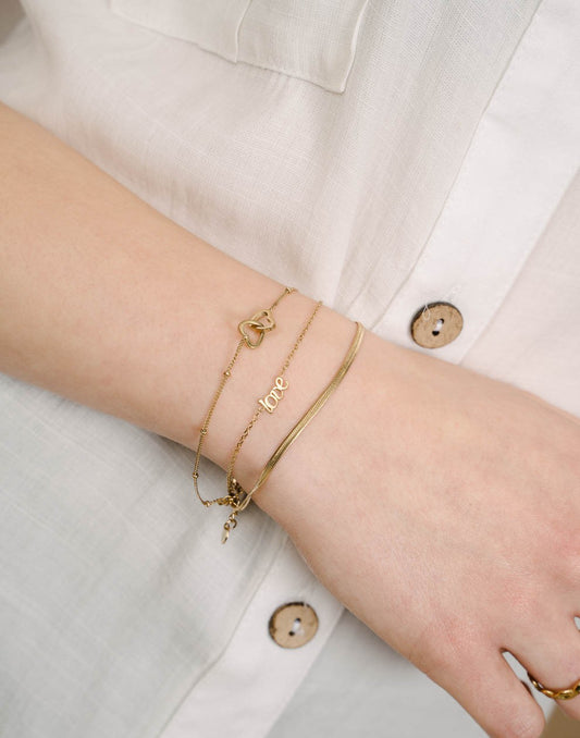 armband love goudkleurig