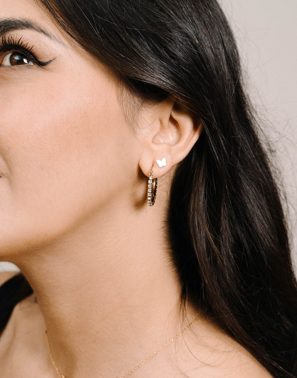 hoops met chain en steentjes goudkleurig