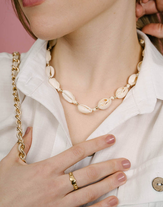 Schelpenketting beige