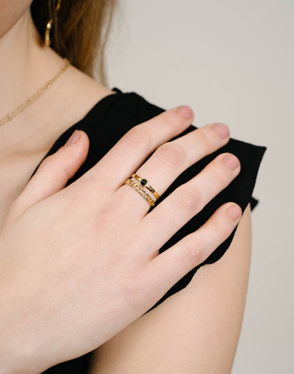 Dubbele ring met steen zwart