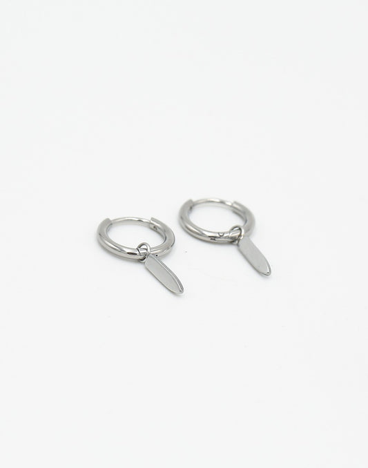 Oorring met staaf zilverkleurig