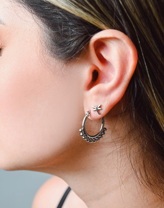 libelle studs zilverkleurig