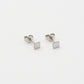 studs plat vierkantje zilverkleurig