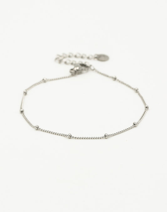 Fijne armband met bolletjes zilverkleurig